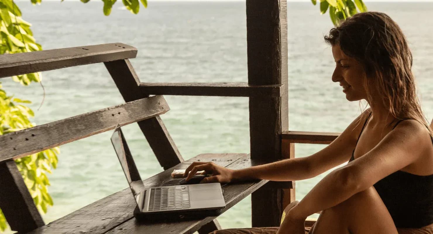 How To Become a Digital Nomad as a Freelance Content Writer