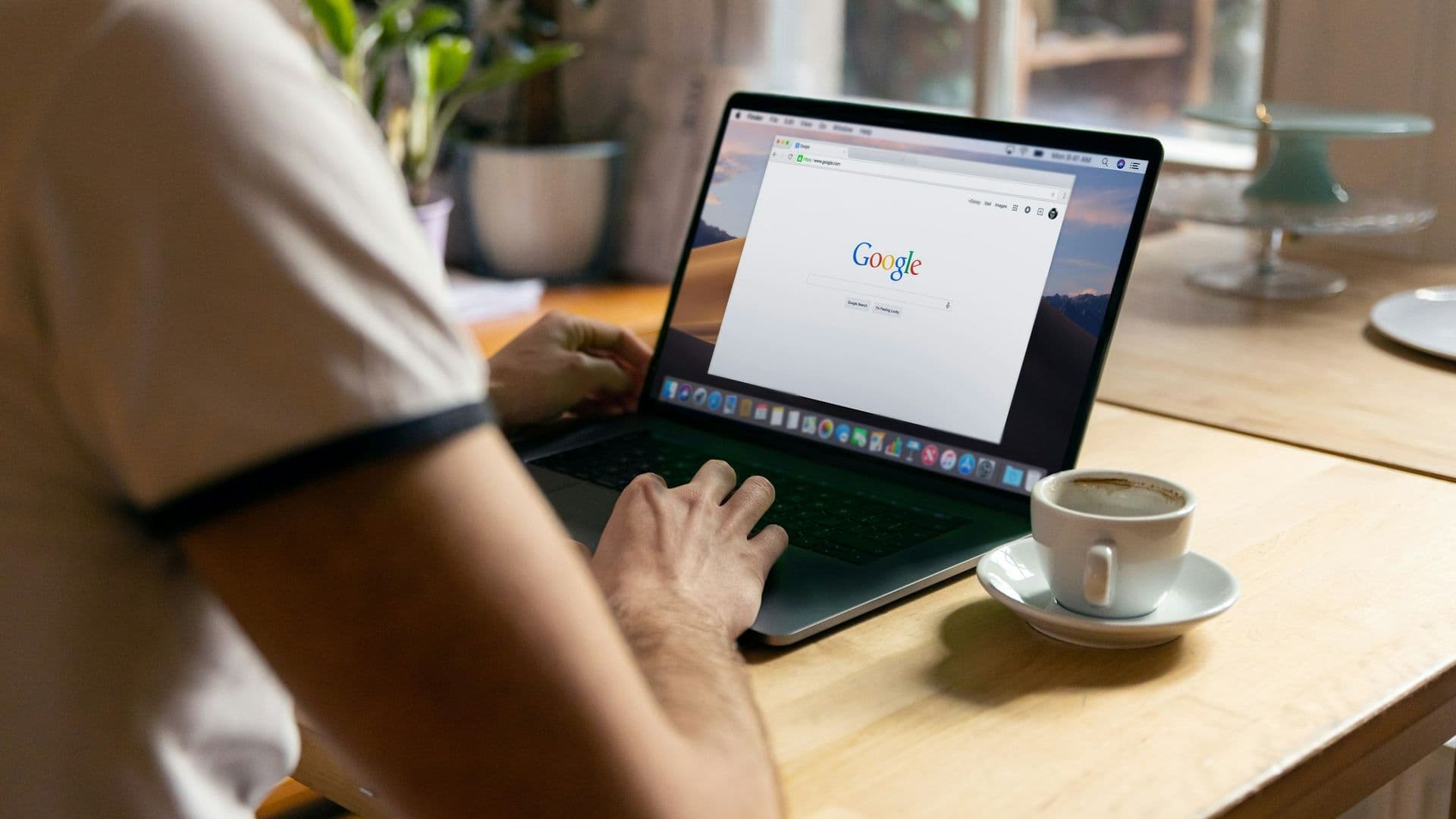 How To Become a Digital Nomad as an SEO Specialist