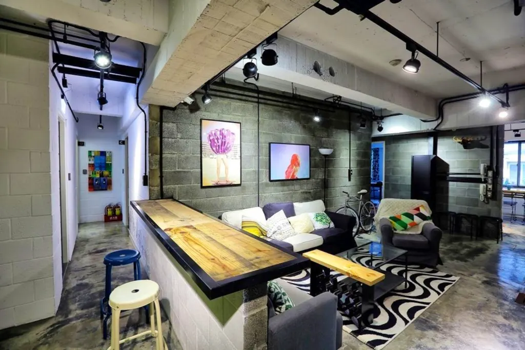 Banana Coliving Zhongshan