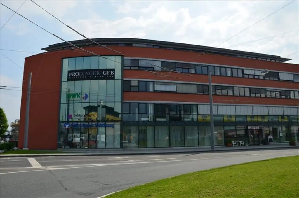 Proreal Verwaltungs GmbH & Co KG