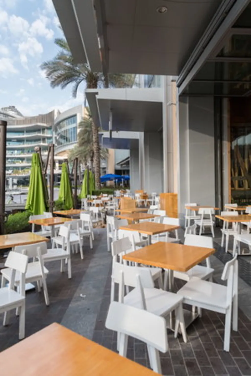 Letswork Social House