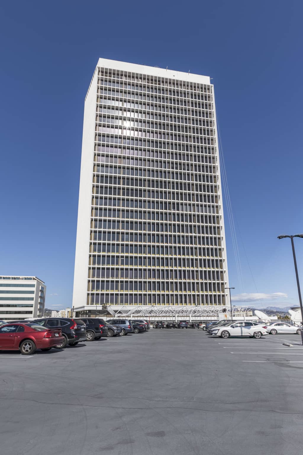 Regus - California, Los Angeles - Miracle Mile